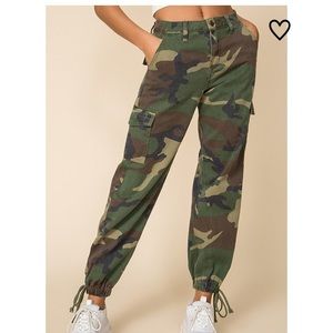 superdown Camo Jogger Pant
